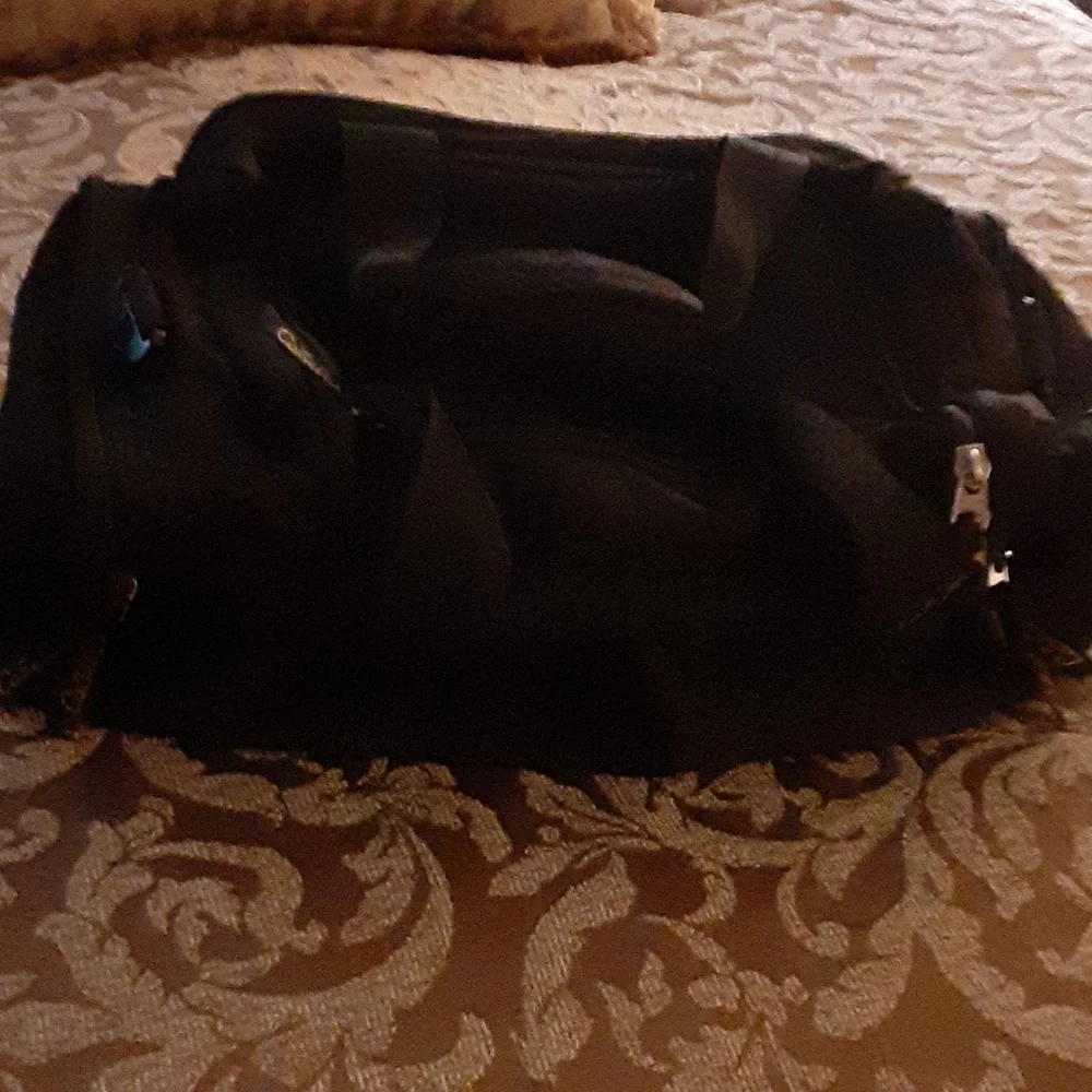 Cabela's black duffel bag gold embroidered logo 12